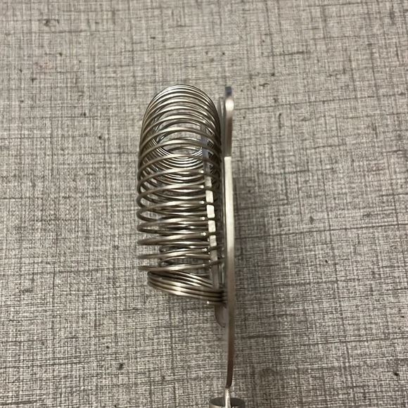 LIKE NEW drink strainer - Picture 3 of 4